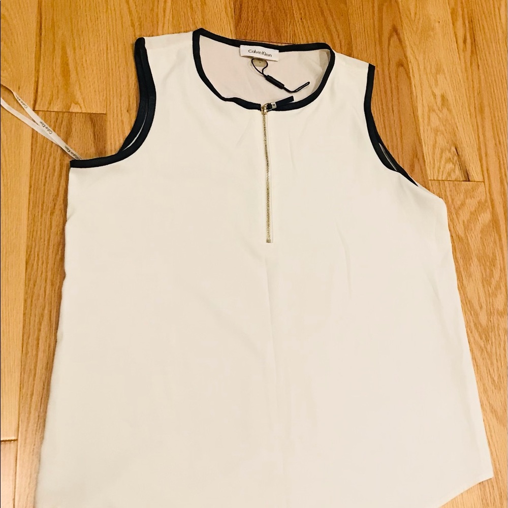 NEW- Calvin Klein Women top.